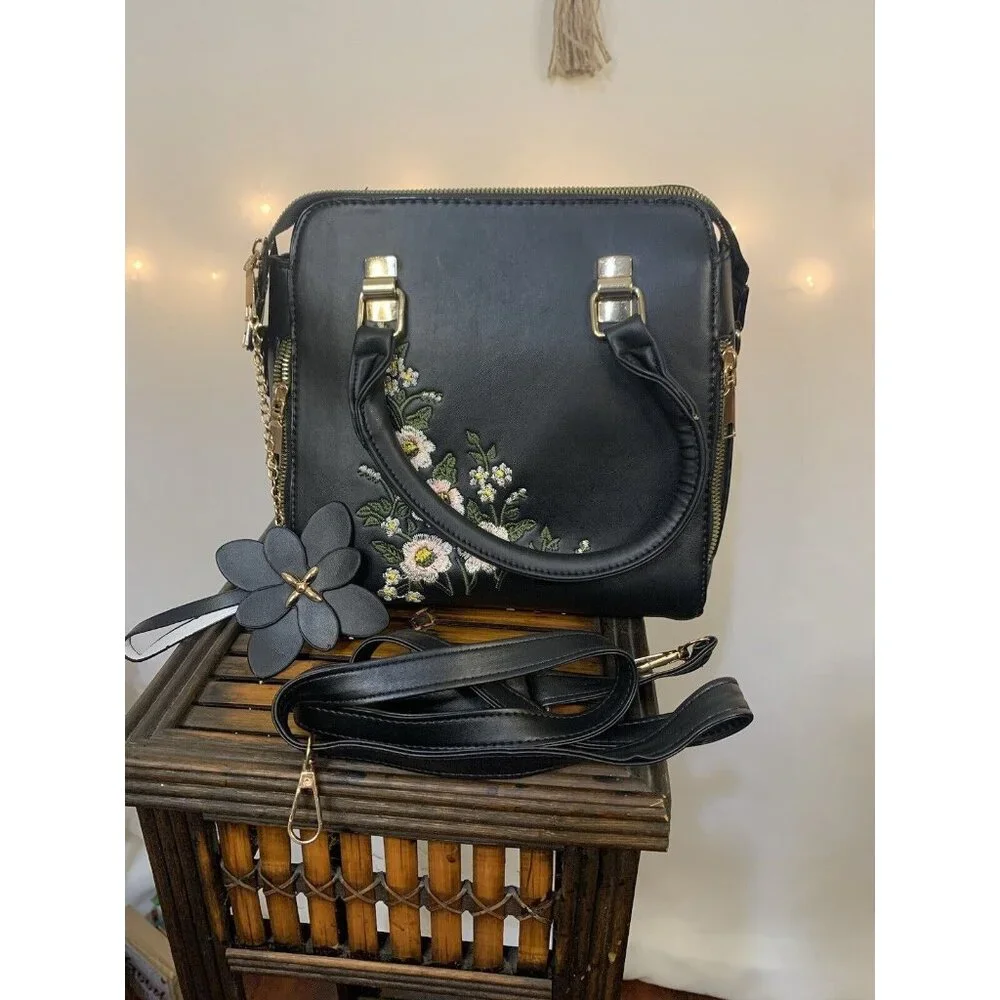 (14)Shoulders bag‎ womens midium size black color